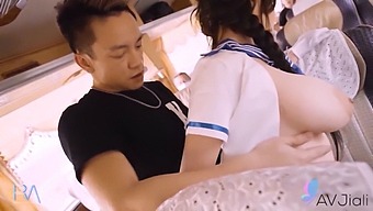 Sexy Taiwanese Babe Gets Naughty On The Bus With A Stranger