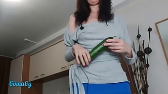 Creamy Cunt Fills Up With Watermelon And Squirts
