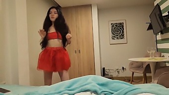 Stunning Lady In Red Skirt And Without Panties Desires Christmas Present Of Intense Sex