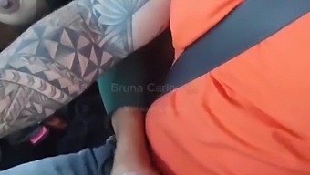 Blonde Babe Receives Oral And Anal Sex In A Car