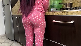 Stepdad'S Fixation On Young Stepdaughter'S Buttocks